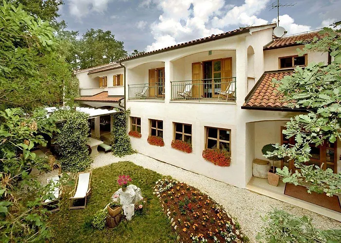 Boutique Paradiso Hotel 3*