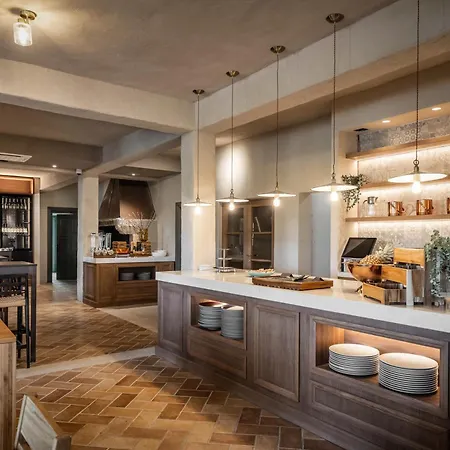 Boutique Paradiso 3* Filipini